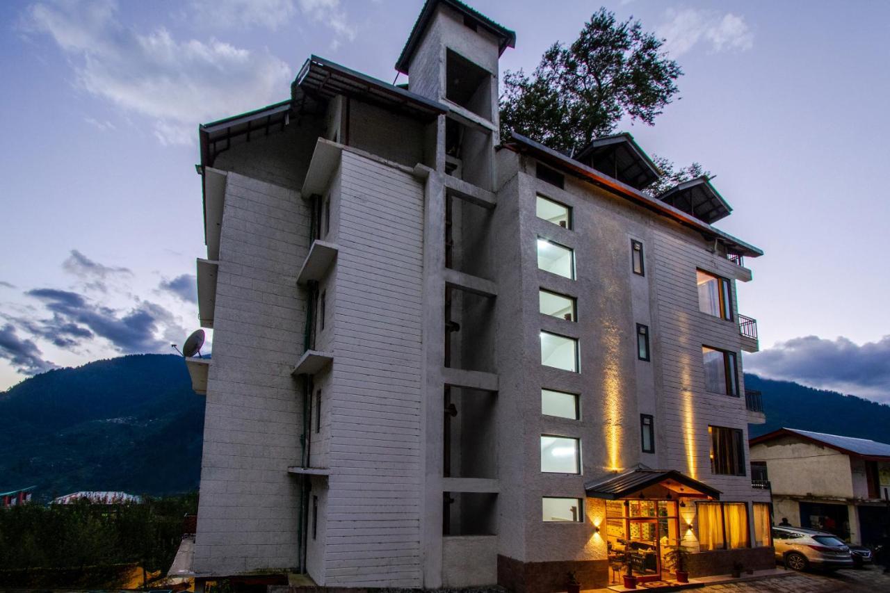 Eden Oaks Hotel - Manali (Himachal Pradesh), Manali